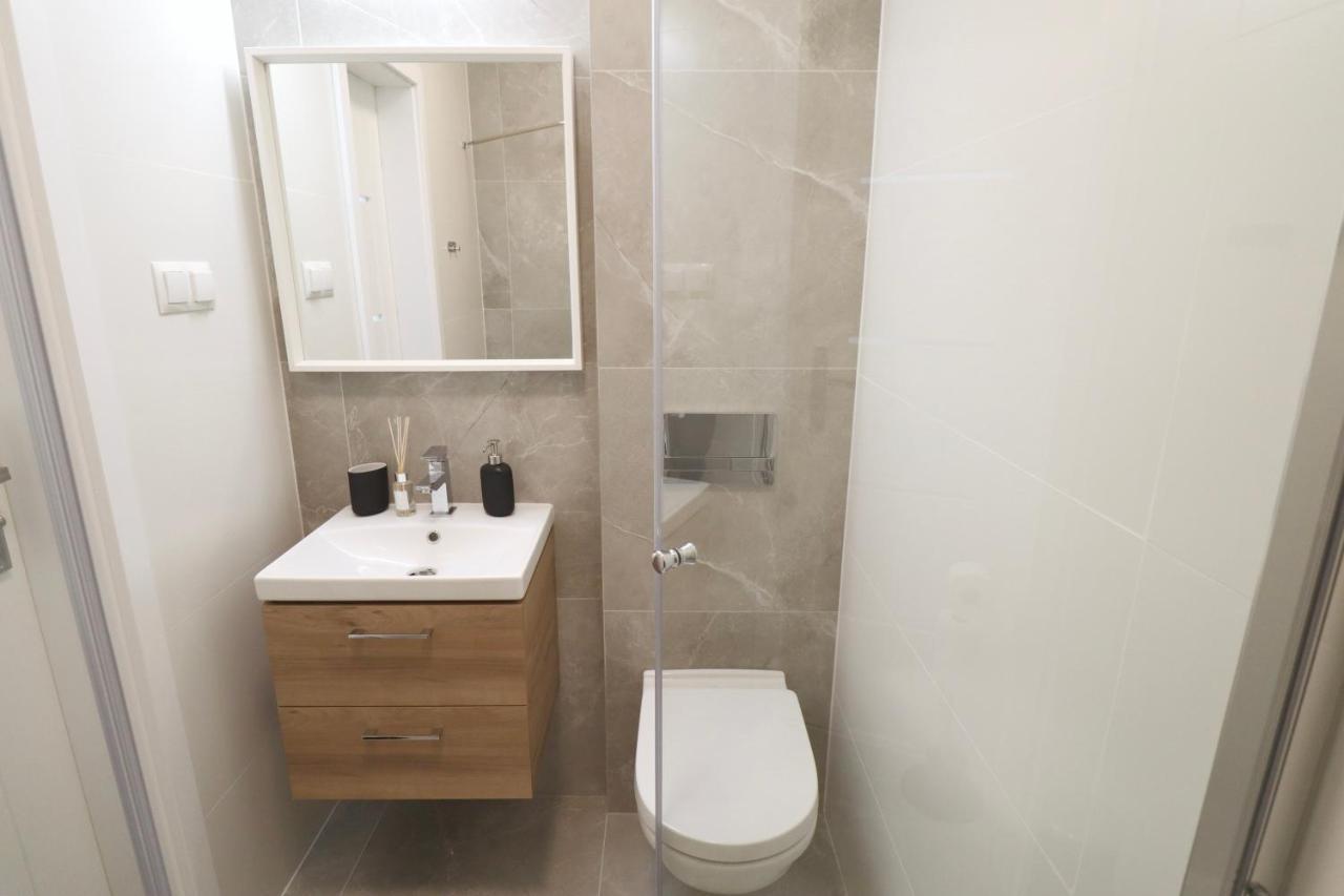 Apartamenty Na Teatralnej 14 - Katoviçe Dış mekan fotoğraf