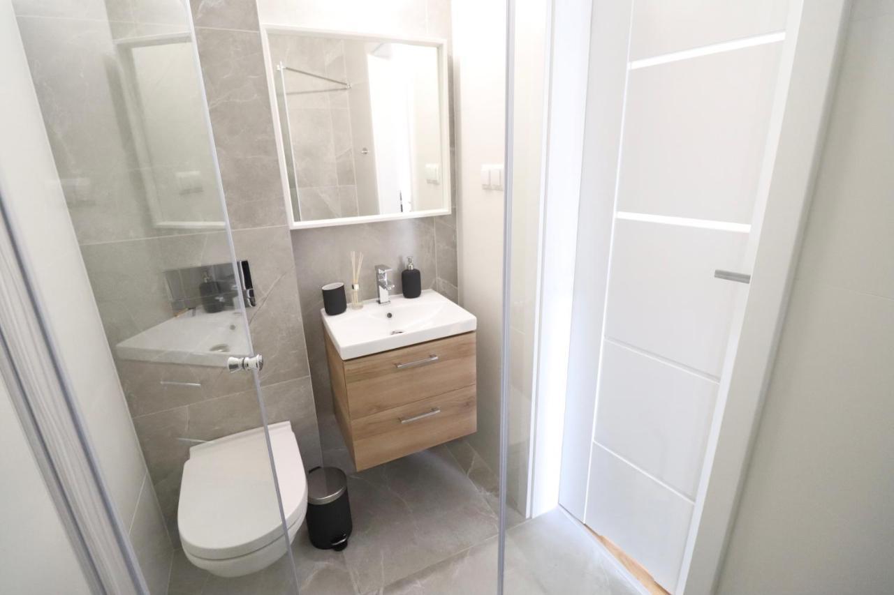 Apartamenty Na Teatralnej 14 - Katoviçe Dış mekan fotoğraf