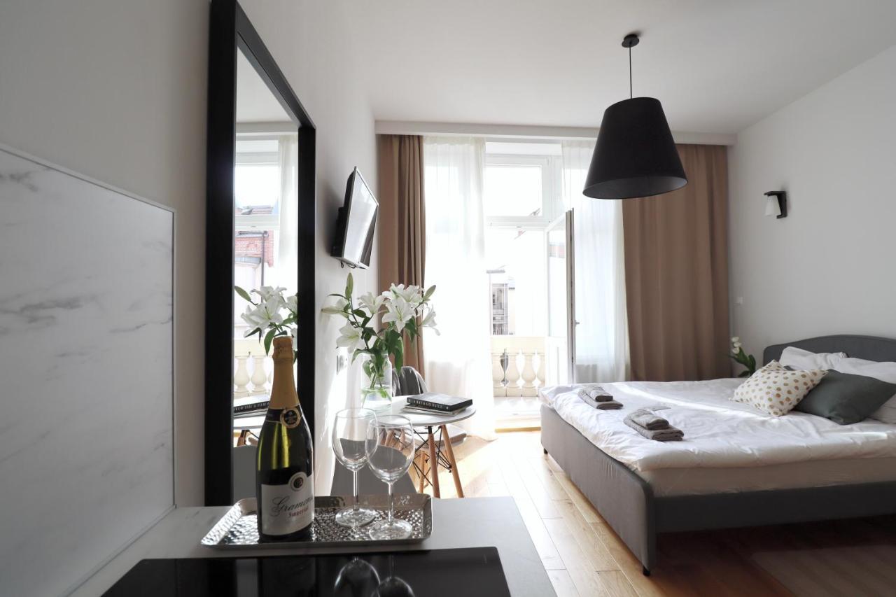 Apartamenty Na Teatralnej 14 - Katoviçe Dış mekan fotoğraf